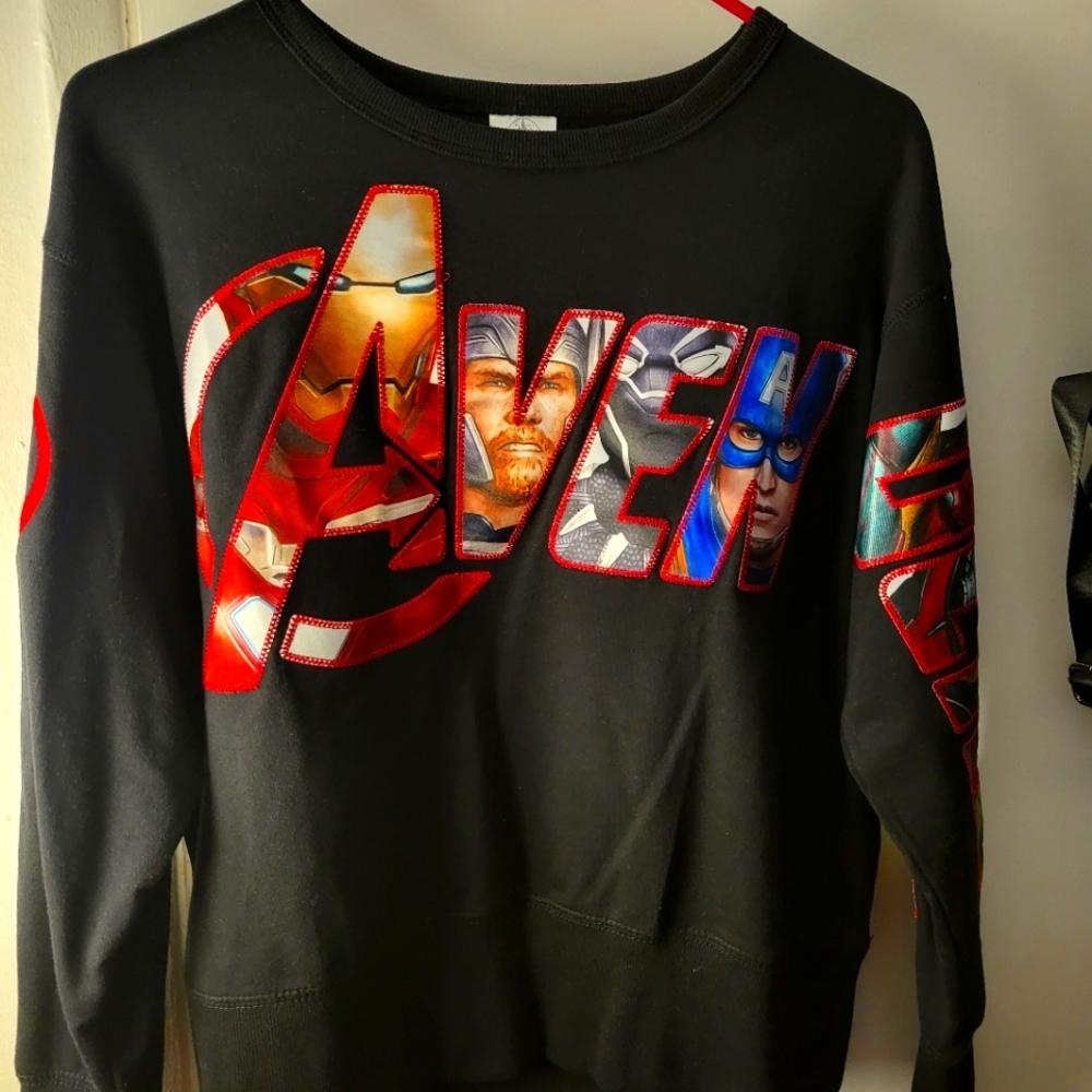 Marvel Avengers Pull Over Sweater